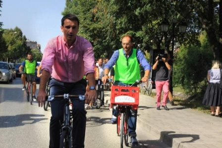 Tirana pa makina, akset qe bllokohen ne 22 shtator